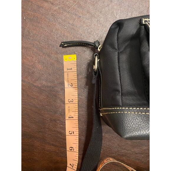 Tommy Hilfiger Black Nylon Small Crossbody Bag with Red Interior‎ Preppy Classic - Picture 6 of 8